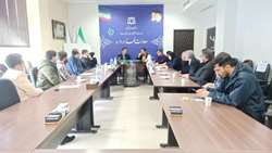 نشست مدیران و مسئولان دانشگاه و معاونت غذا و دارو با فروشندگان تجهیزات و ملزومات پزشکی استان
