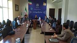 برگزاری نشست هم‌اندیشی مدیر دارویی دانشگاه علوم پزشکی همدان با کارشناسان دارویی استان