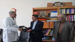 قدردانی رئیس و معاون آموزشی دانشگاه از اساتید گروههای آموزشی در دانشکده‌های پزشکی و دندانپزشکی 