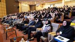 برگزاری مراسم گرامیداشت روز ماما در دانشگاه علوم پزشکی همدان