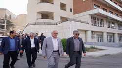 بازدید سرپرست دانشگاه علوم پزشکی همدان از مرکز تخصصی و فوق تخصصی کودکان اکباتان
