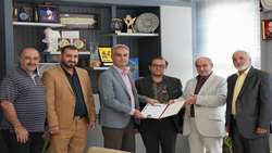 گزارش تصویری تقدیر خانه صلح ایران از  دکتر کلوندی و دکتر جلیلیان