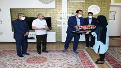 دیدار مدیر امور ایثارگران دانشگاه با رزمنده دفاع مقدس، بازنشسته بیمارستان بعثت
