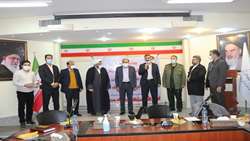 مراسم تجلیل از ایثارگران هشت سال دفاع مقدس در شبکه بهداشت و درمان کبودراهنگ
