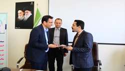 تکریم و معارفه مدیر امور مالی؛ جانشین‌پروری و گردش نخبگان  از سیاست‌های هیات رئیسه دانشگاه است