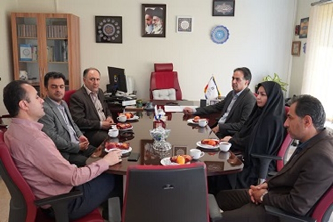 همدلی خیرخواهانه وکلای همدان؛ اهدای ۷۰۰ میلیون ریال برای یاری و حمایت بیماران سرطانی