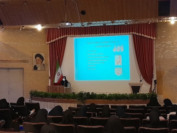 کنفرانس حضوری " زایمان فیزیولوژیک و خدمات مامای همراه"