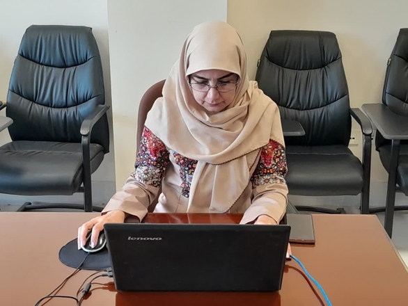 وبینار حجامت مبتنی برشواهد توسط مدیریت آموزش مداوم دانشگاه برگزار شد 