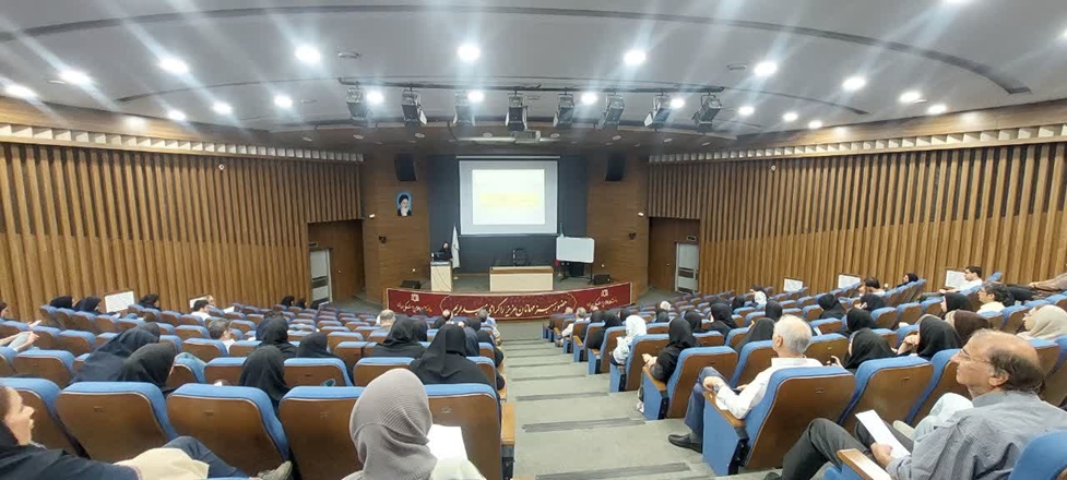 برگزاری کنفرانس «بیماری‌های شایع کودکان» در سالن آمفی‌تئاتر بیمارستان اکباتان