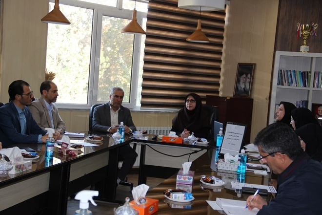 والدین مانع حضور دانش آموزان بیمار در مدرسه شوند