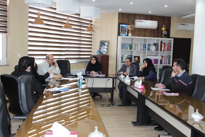 بررسی برقراری مجدد کارانه نیروهای خدوم حوزه بهداشت همدان