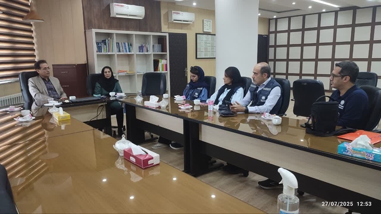 بازدید مدیر دفتر بیماری‌های واگیر سازمان بهداشت جهانی از مراکز واکسیناسیون و زنجیره سرد همدان
