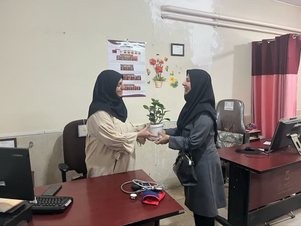 بازدید معاون فنی معاونت بهداشتی از مراکز خدمات جامع سلامت به مناسبت هفته جوانی جمعیت