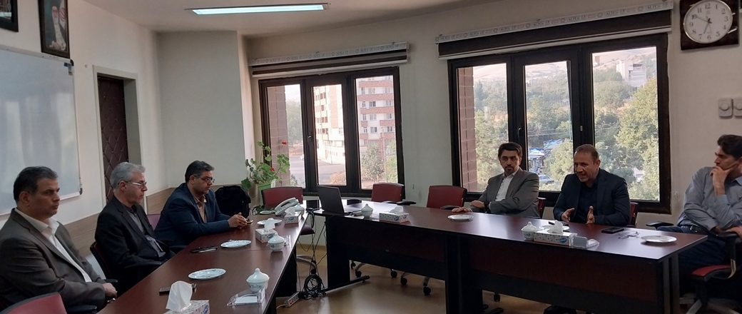 رئیس بیمارستان قلب و عروق فرشچیان خواستار تسریع در ساخت همراه سرا شد.