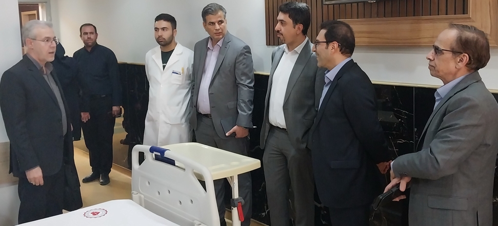 بازدید معاون درمان و مدیر بودجه دانشگاه از بخش خدمات ویژه بیمارستان قلب و عروق فرشچیان 