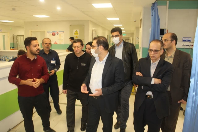 بازدید سرزده معاون درمان دانشگاه از بیمارستان علیمرادیان نهاوند
