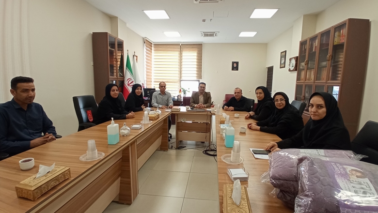 تجلیل از برگزیدگان مسابقه عکاسی ماه مبارک رمضان در معاونت درمان دانشگاه 