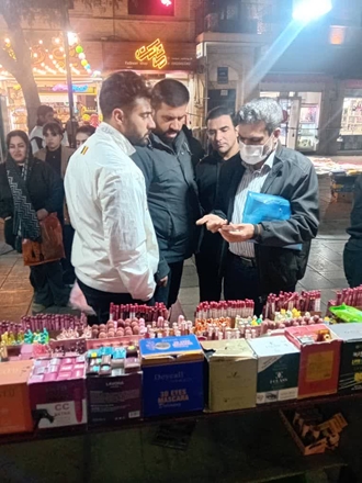 گشت مشترک نظارتی برای مقابله با عرضه محصولات آرایشی و بهداشتی قاچاق در همدان