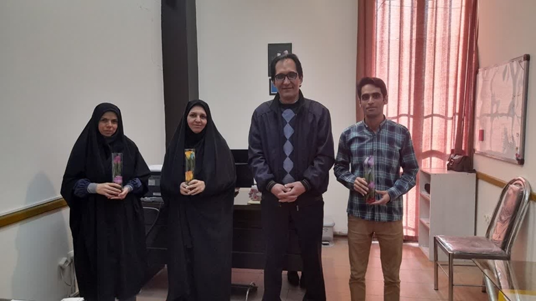 تجلیل از کارکنان امور مالی دانشکده بهداشت به مناسبت روز حسابدار      