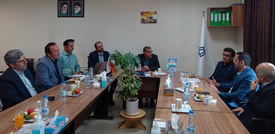 بازدید ارزیابان هیئت بورد خون شناسی آزمایشگاهی و بانک خون از دانشکده پیراپزشکی همدان 
