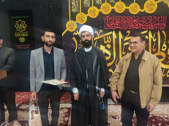 تقدیر از بهورزان نمونه در شبکه بهداشت و درمان رزن 