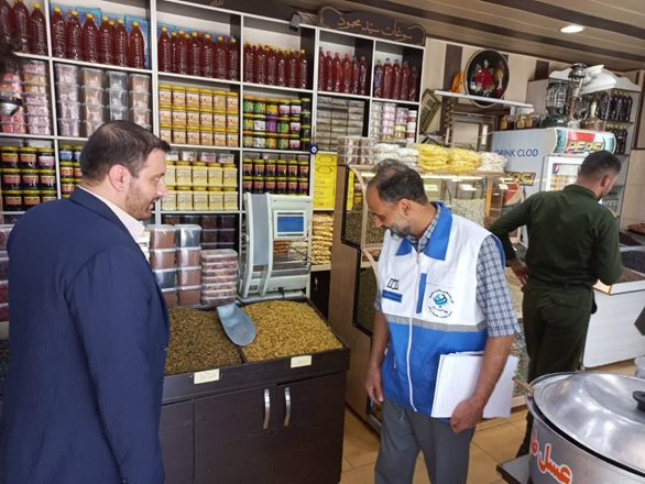 معدوم‌سازی 12063 کیلوگرم مواد غذایی غیربهداشتی توسط واحد بهداشت محیط مرکز بهداشت ملایر 