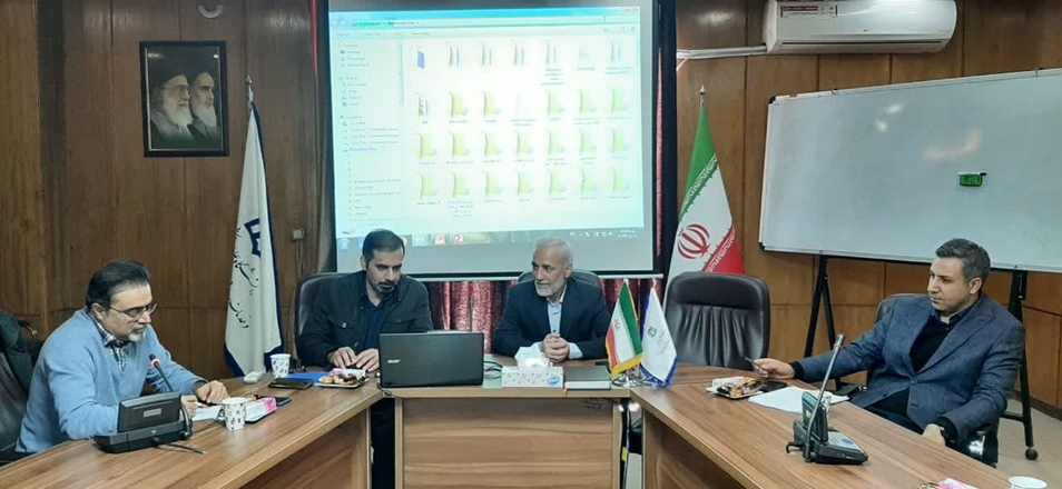 جلسه هم‌اندیشی اعضای هیئت علمی دانشکده پزشکی با معاون تحقیقات و فناوری دانشگاه
