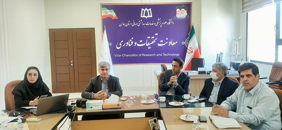 برگزاری جلسه بررسی سنجه‌های اعتباربخشی در معاونت تحقیقات و فناوری دانشگاه علوم پزشکی همدان 