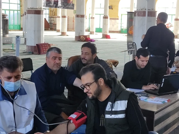 اجرای پویش ملی سلامت در اجتماع عظیم سوگواران فاطمی در شهرستان فامنین 