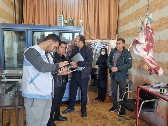 بازدید مشترک از واحدهای تهیه و توزیع گوشت و لبنیات در فامنین با محوریت پیشگیری از بیماری تب مالت