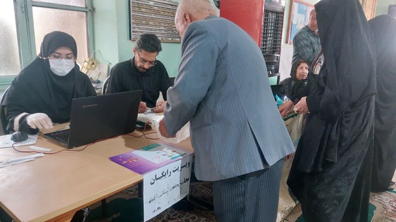ویزیت رایگان محله کرامت در مسجد جامع ماماهان شهرستان فامنین 