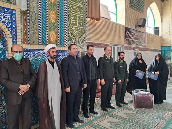تجلیل از دو بهورز شهرستان فامنین به‌پاس فعالیت مؤثر در حوزه جوانی جمعیت