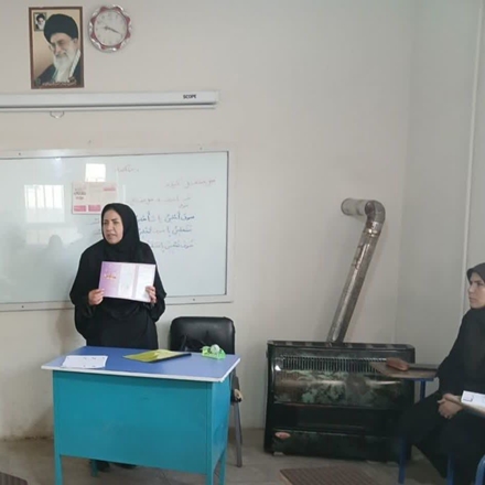 برگزاری کارگاه آموزشی ویژه والدین دانش‌آموزان در مدرسه شهید سبحانی فامنین