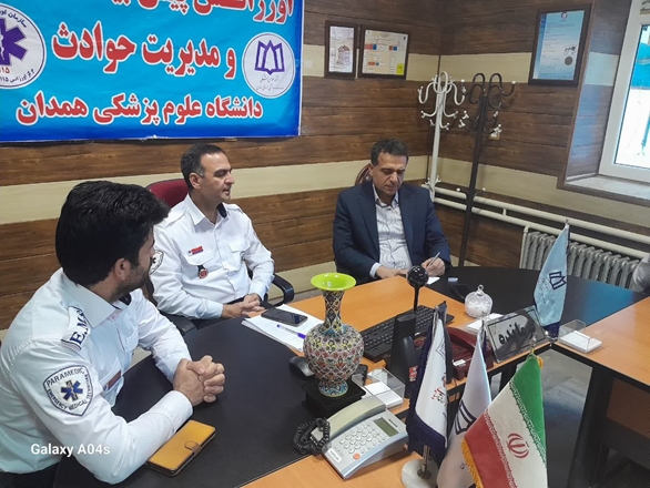نشست مشترک رئیس مرکز اورژانس استان با نماینده مردم همدان و فامنین در مجلس شورای اسلامی