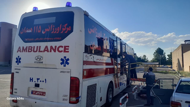 آغاز اعزام تیم‌های درمانی اورژانس همدان برای پوشش مراسم وداع و تشییع رهبر معظم انقلاب اسلامی