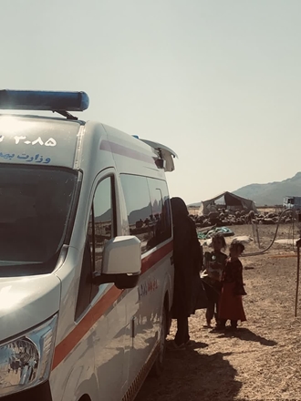 خدمت‌رسانی بدون مرز؛ مأموریت جهادی تیم‌های اورژانس ۱۱۵ نهاوند در دل کوهستان و میان عشایر این شهرستان‌