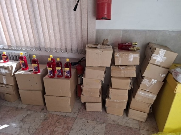 جمع آوری 350 لیتر رنگ زعفران غیرمجاز از بازار همدان