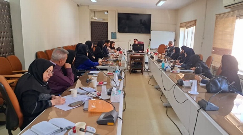 نشست رئیس مرکز بهداشت همدان با مدیر بهزیستی شهرستان به منظور ارتقاء مراقبت‌های بهداشتی نوزادان و کودکان تحت پوشش بهزیستی