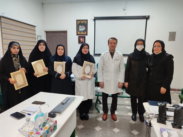 تقدیر از منتخبین اسوه اخلاق بالینی 6 ماهه اول سال 1402بیمارستان سینا فرشچیان