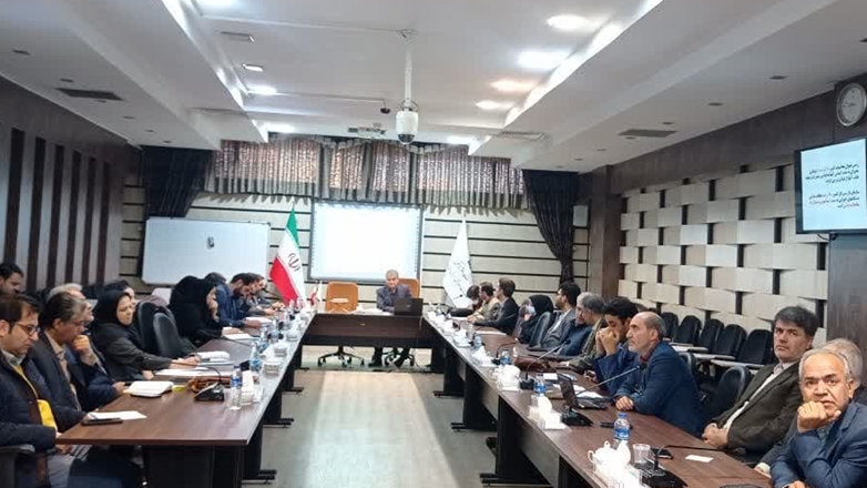 جلسه هماهنگی و تفویض اختیار معاملات خرد در راستای چابک‌سازی دانشگاه برگزار شد