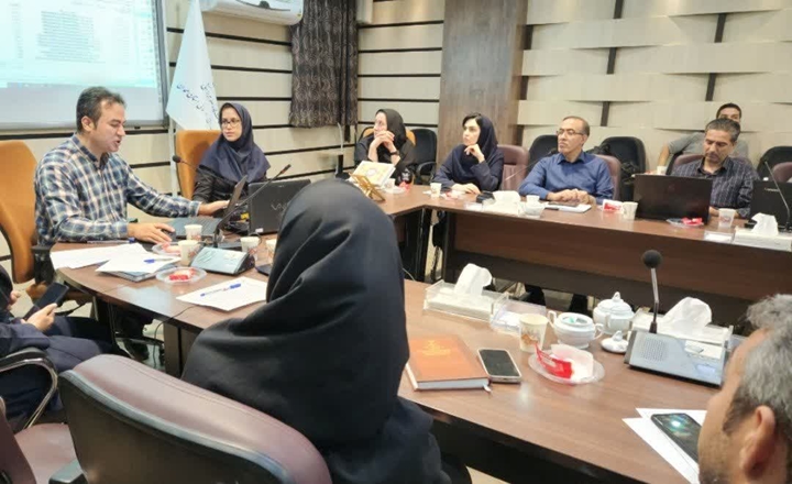 نشست تخصصی ساماندهی و مدیریت انبارهای دارویی در HIS بیمارستان