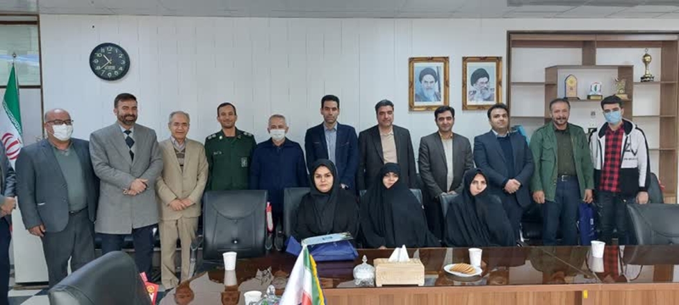 تجلیل از ایثارگران شبکه بهداشت و درمان شهرستان ملایر