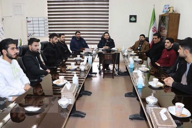 دیدار تیم فوتسال دانشجویان بین‌الملل دانشگاه با معاون فرهنگی و دانشجویی