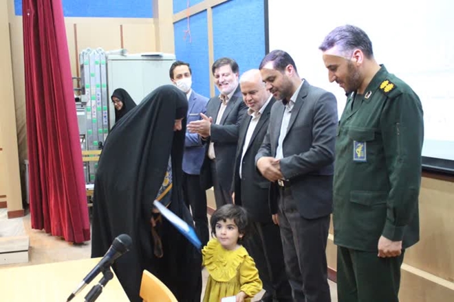 مراسم جشن میلاد امام حسن (ع) و همایش جوانی جمعیت در شبکه بهداشت و درمان فامنین 