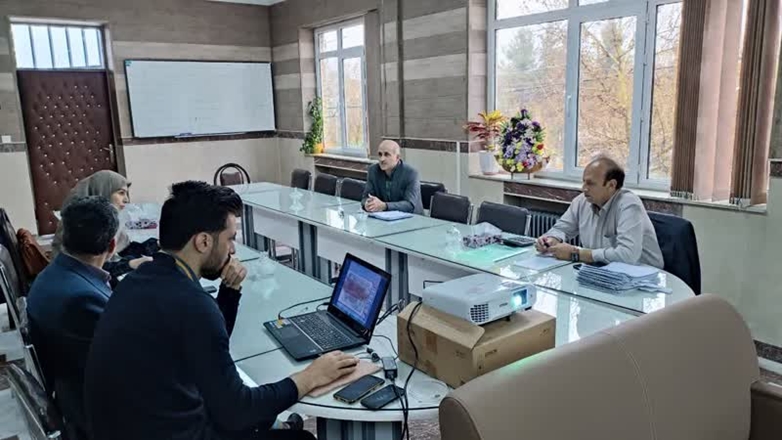 پایش واحدهای ستادی شبکه بهداشت و درمان تویسرکان توسط دکتر یگانه و تیم ارزیاب 