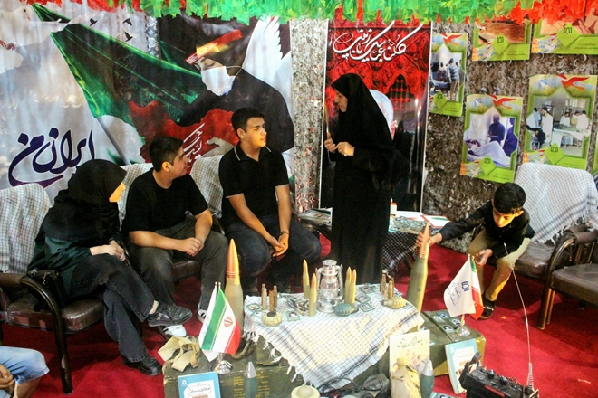 برپایی غرفه سلامت در محل اجرای نمایش فصل شیدایی