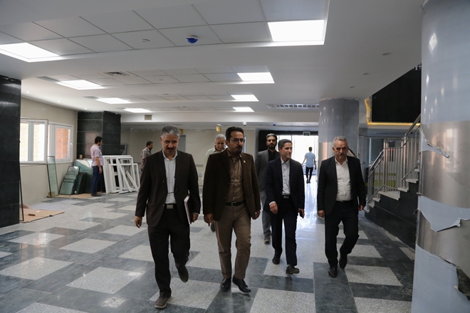گام‌های نهایی تا افتتاح؛ بازدید رییس دانشگاه از روند تجهیز بیمارستان اکباتان 