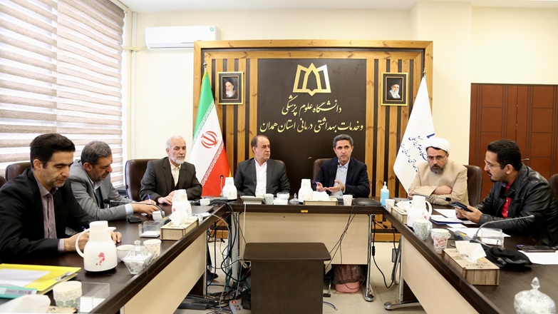 پیگیری حذف سقف پرداخت اعضای هیئت علمی، محققین و پزشکان در بخش دولتی / تأکید بر ساماندهی نیروهای شرکتی دانشگاه