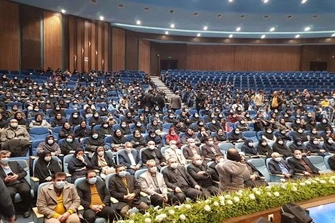  مراسم قدردانی از بهورزان، مربیان بهورزی و مراقبان سلامت نمونه کشوری با حضور وزیر بهداشت/اعظم نظری از مرکز آموزش بهورزی شهرستان تویسرکان تجلیل شد