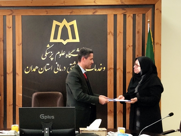 قدردانی دکتر مجذوبی رییس دانشگاه از دکتر ترکمان اسدی معاون بهداشتی 